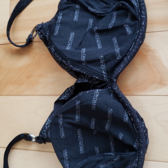 Simon Chang bikini 👙 - Picture 11 of 14